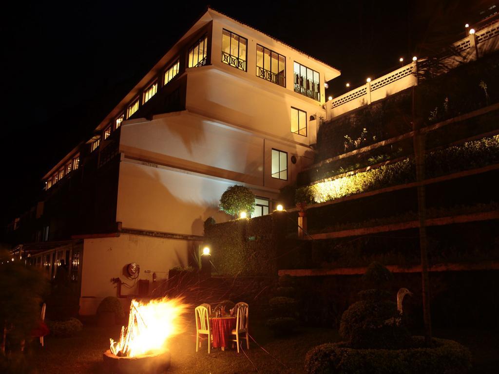 Abad Copper Castle Resort Munnar Extérieur photo